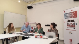 La conversa se centra en com crear cultura de la dada